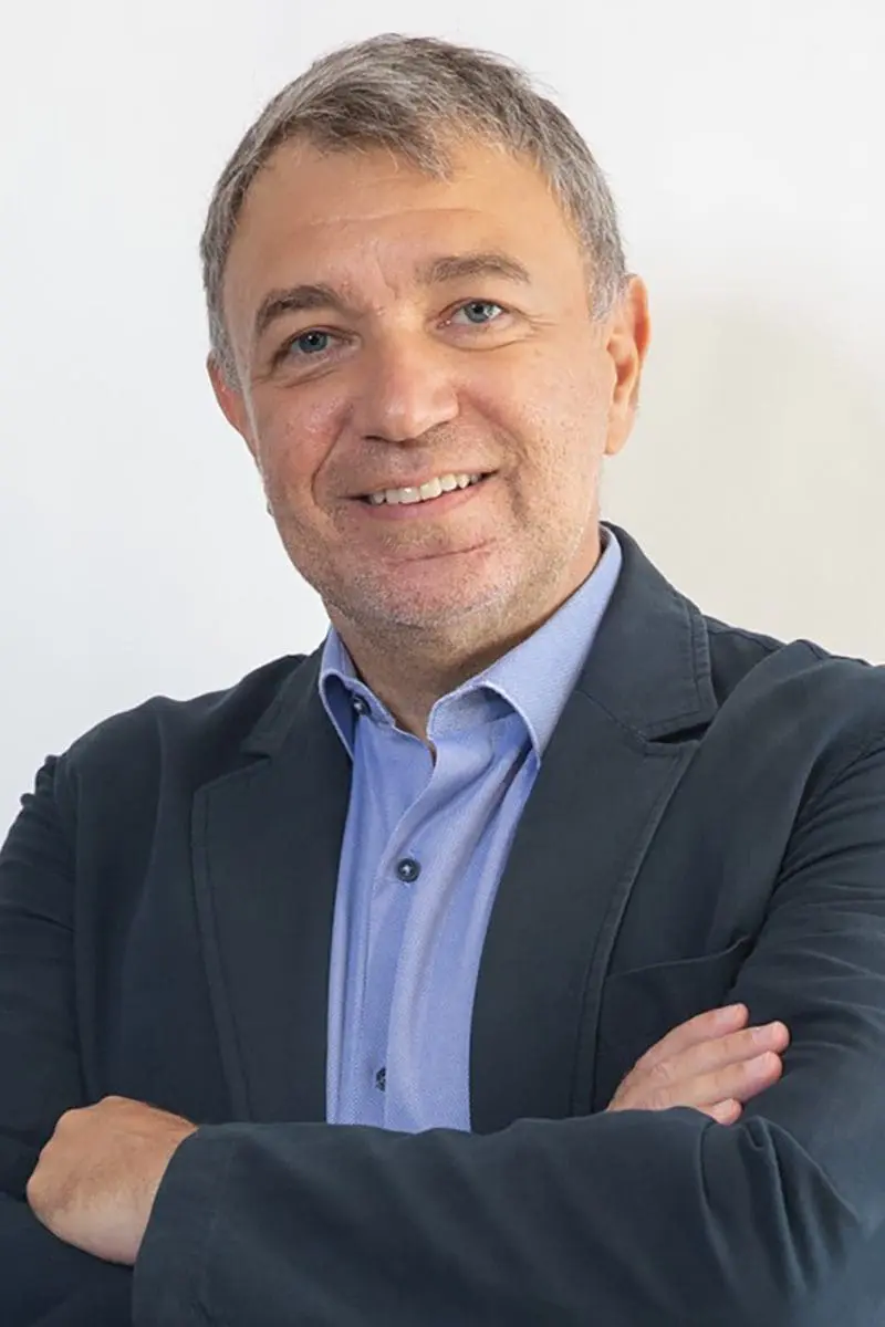 ΦΩΤΟ 2 Θ.ΚΑΡΙΠΙΔΗ OLYMPIA FORUM 2